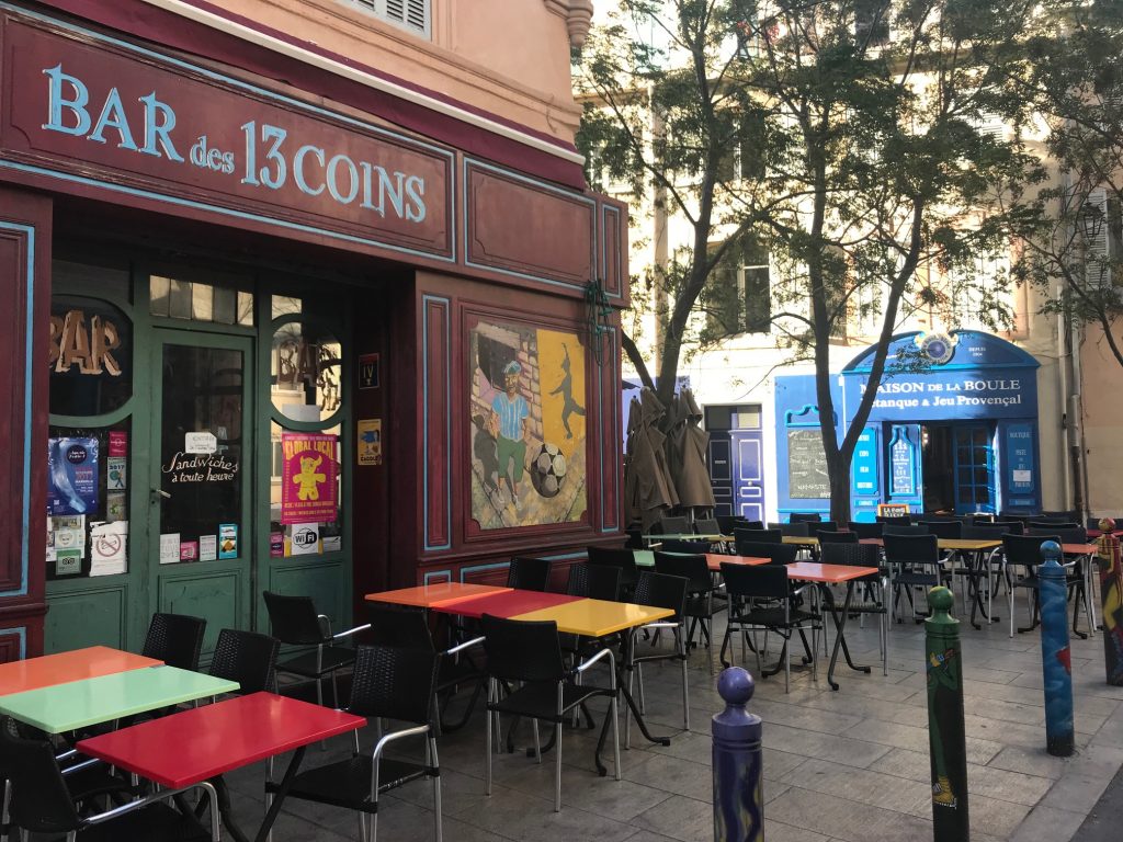 Bar des 13 coins cours Julien Marseille - Hôtel Edmond Rostand 09-2017