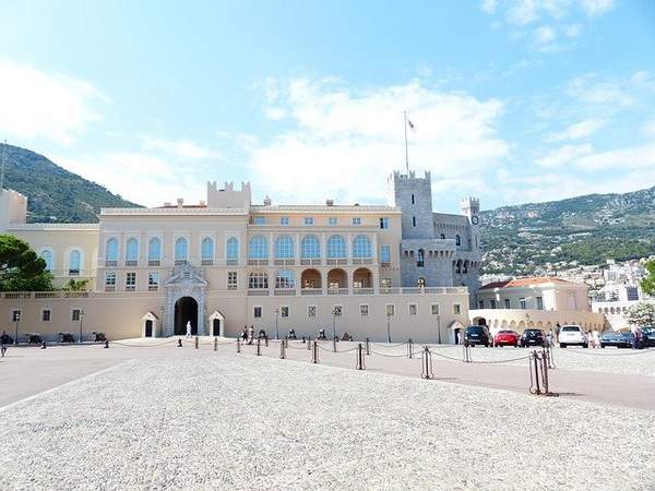 prince palace 187312 640 Monaco vaut-elle la peine d’être visité ?