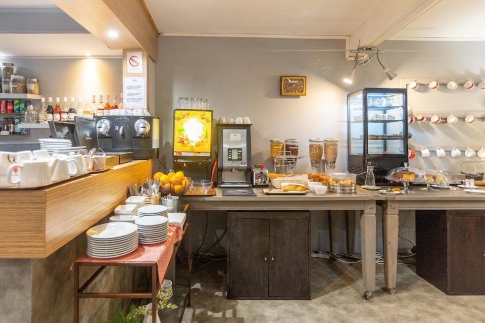 Le café Edmond Hôtel Marseille Edmond Rostand