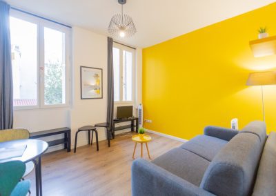 Appart Hôtel Neuvillette 21S, 49 rue Sylvabelle, coté cour Marseille