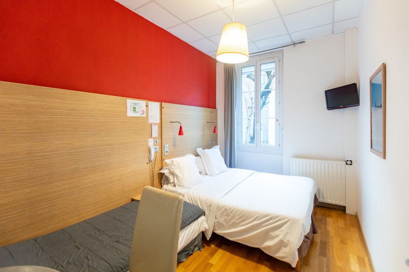 Chambre triple Hotel Edmond Rostand